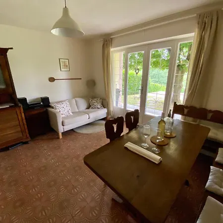 Holiday home Kertvarosi Rigo Pihenohaz *
